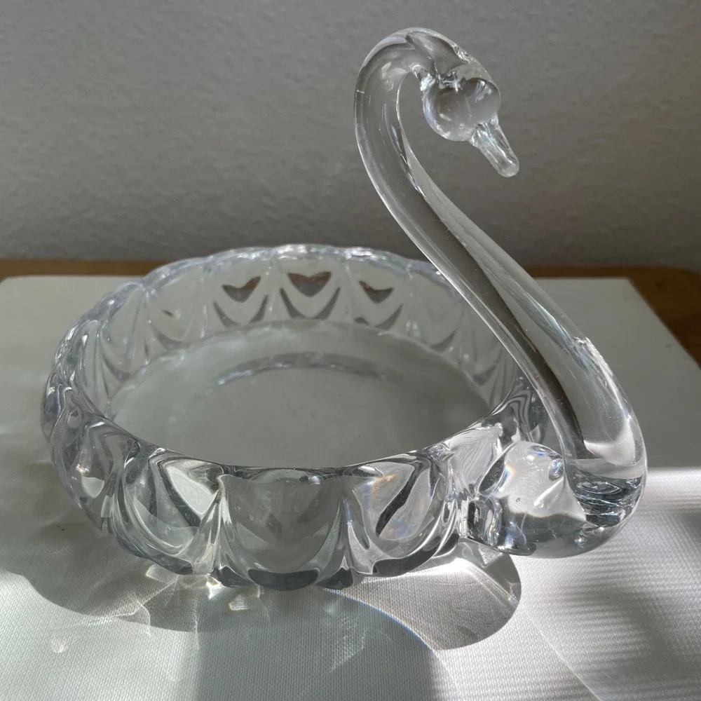 Vintage Clear Glass Swan Detailed Medium Candy Dish Vintage Trinket Catchall